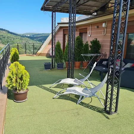 Unique Studio- Great Balcony And View! Parking Possibility! Appartamento