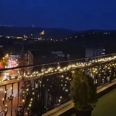 Appartement Unique Studio- Great Balcony And View! Parking Possibility! Veliko Tarnovo