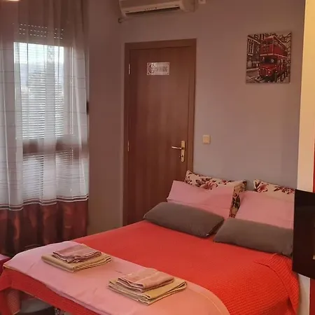 Unique Studio- Great Balcony And View! Parking Possibility! Veliko Tarnovo