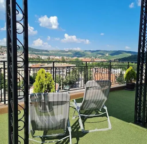 Unique Studio- Great Balcony And View! Parking Possibility!