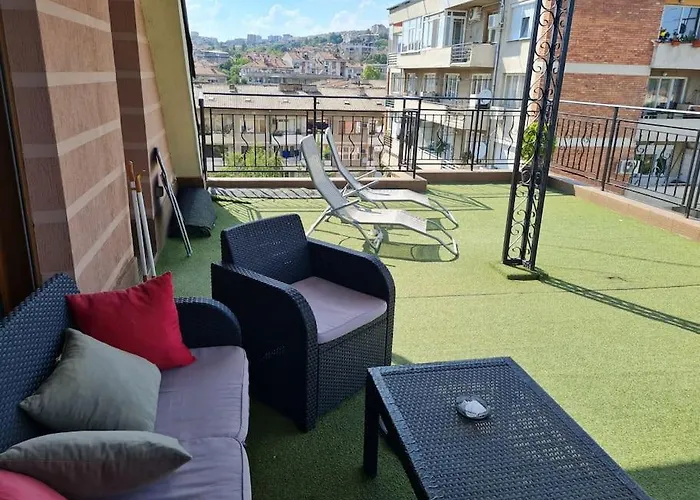 Lejlighed Unique Studio- Great Balcony And View! Parking Possibility! *