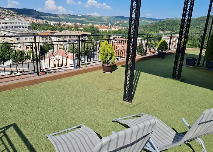 Unique Studio- Great Balcony And View! Parking Possibility! Veliko Tarnovo