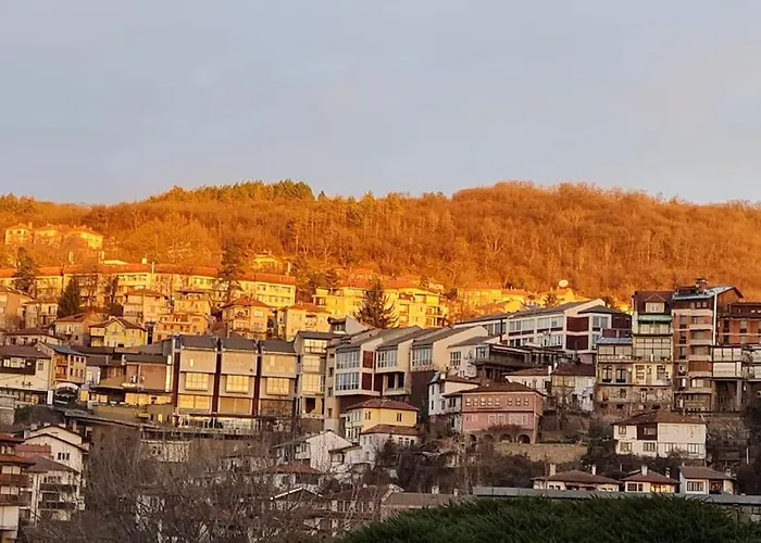 Unique Studio- Great Balcony And View! Parking Possibility! Lejlighed Veliko Tarnovo